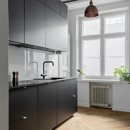 Bright One-bedroom In The Center Of Apartamento